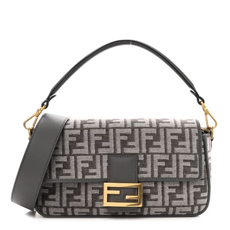 borse fendi p e2017|fendi chenille bag.